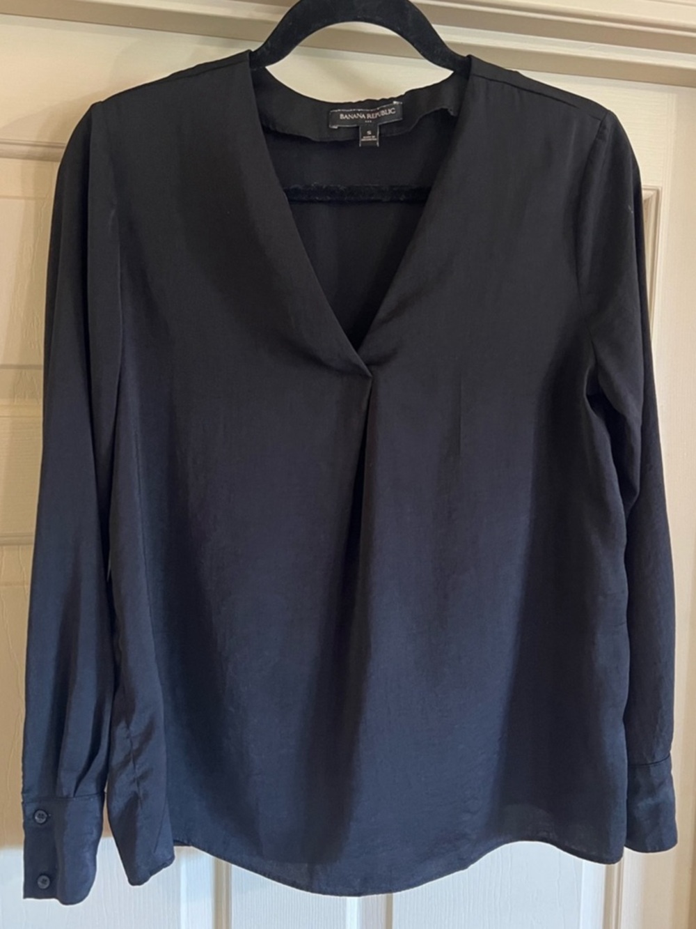 Banana Republic Women's Black Long Sleeve Blouse Sz S